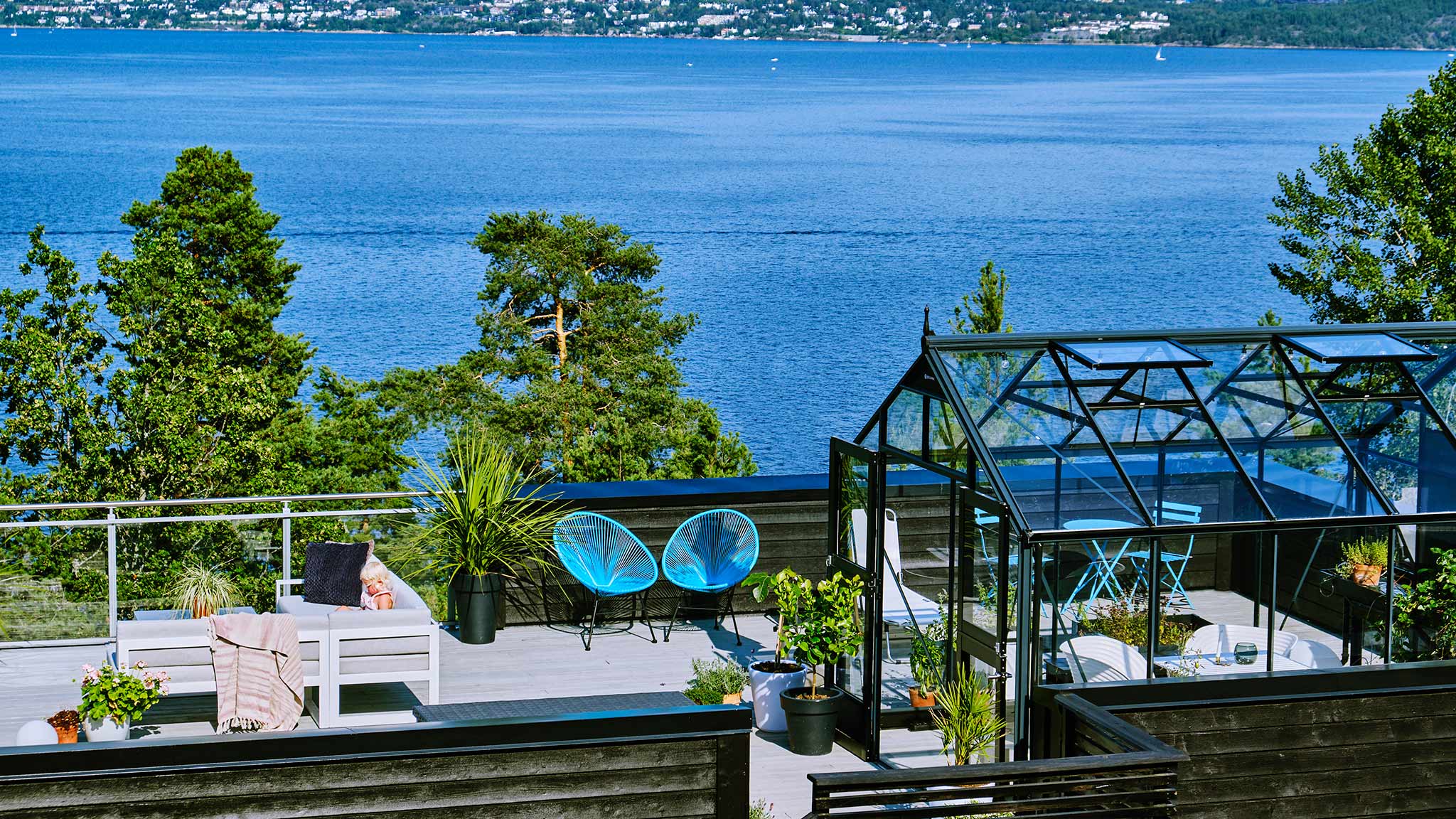 Nøytral gråbeiset takterrasse @aimforhappiness Nøytral gråbeiset takterrasse @aimforhappiness