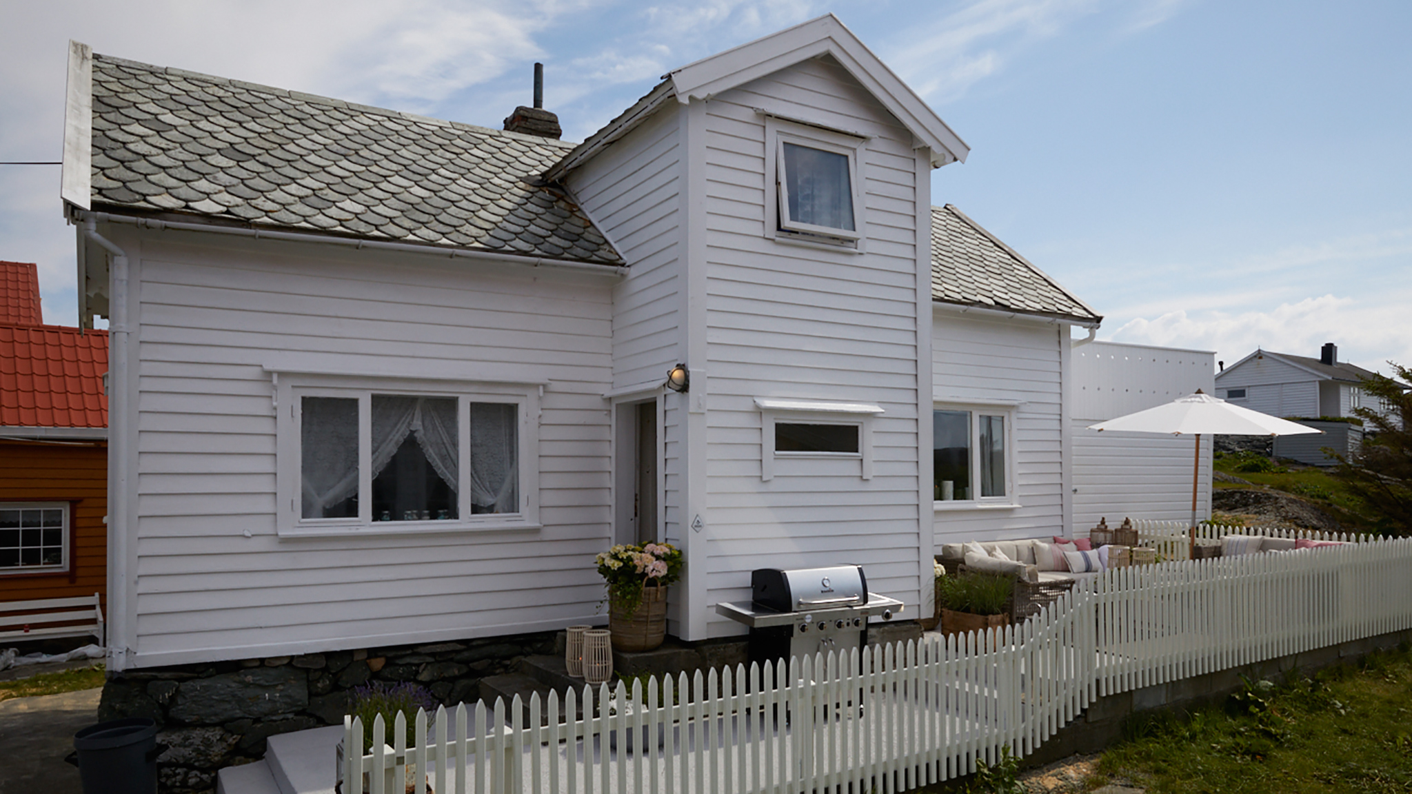 eventyrlig-oppussing-male-hvitt-hus eventyrlig-oppussing-male-hvitt-hus